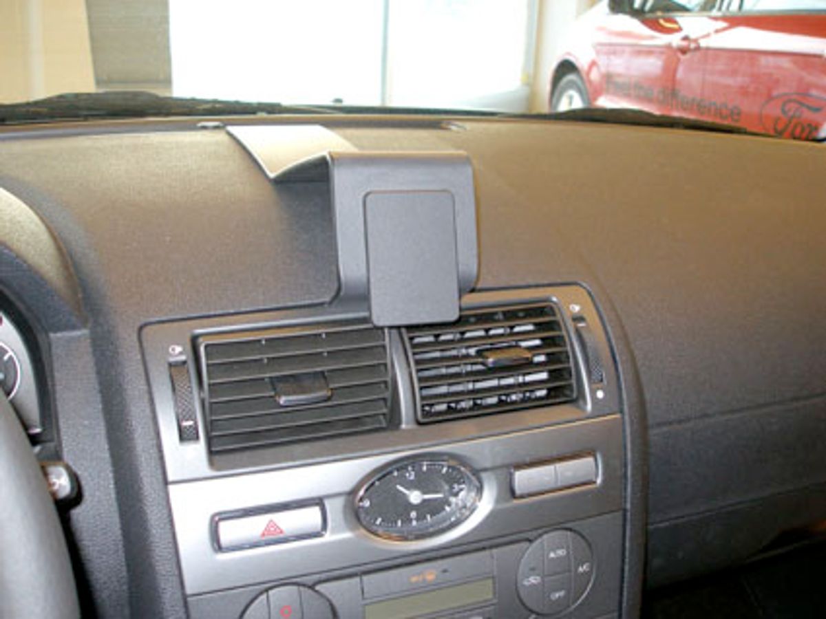 Brodit ProClip 213437 Forsterket. Ford Mondeo 2001-2006 Senter