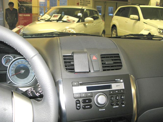 Hovedbilde Brodit ProClip 854569 Suzuki SX4 2011-2015 Senter