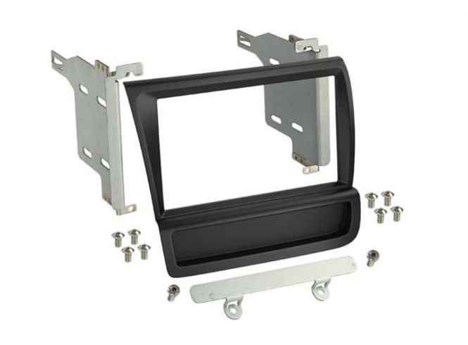 Hovedbilde ConnectED EDAU3005 Premium monteringskit 2-DIN Audi R8 2007–2015