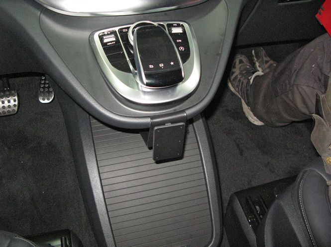 Hovedbilde Brodit ProClip 855188 Mercedes Benz V-klasse 2015-2023 Senter