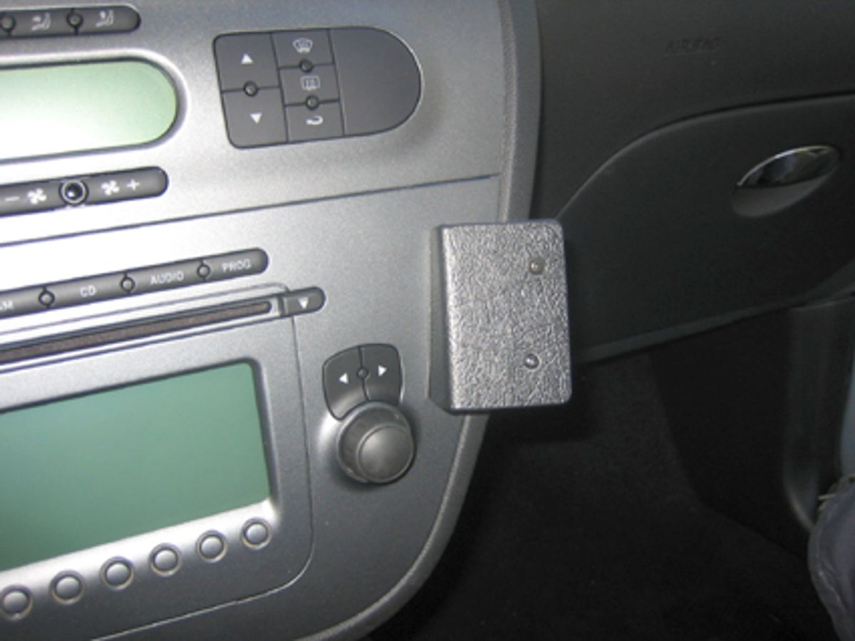 Brodit ProClip 853715 Seat Leon 2006-2012 Vinklet