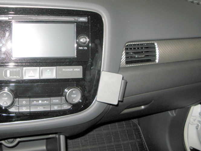 Hovedbilde Brodit ProClip 854817 Mitsubishi Outlander 2013-2021 Vinklet