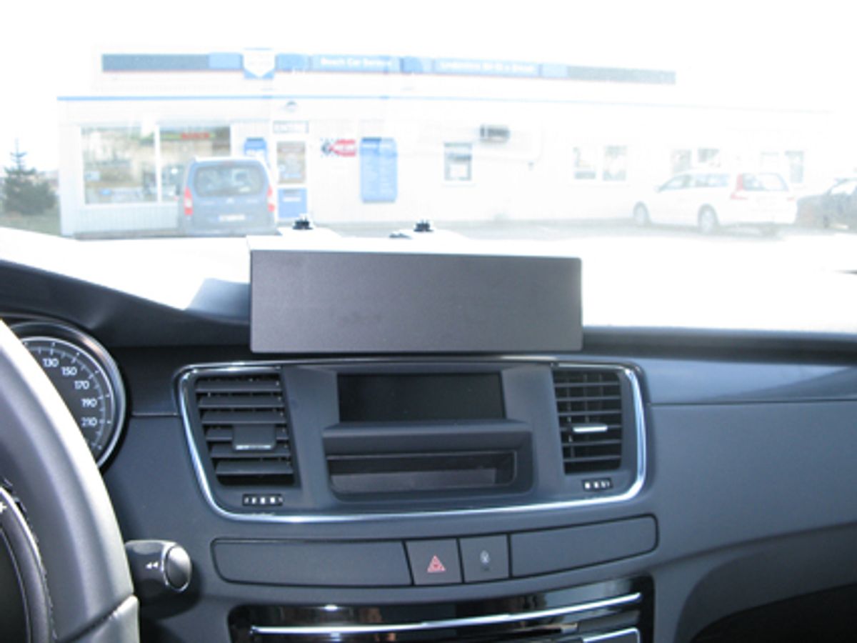 Brodit ProClip 213471 Forsterket. Peugeot 508 Senter