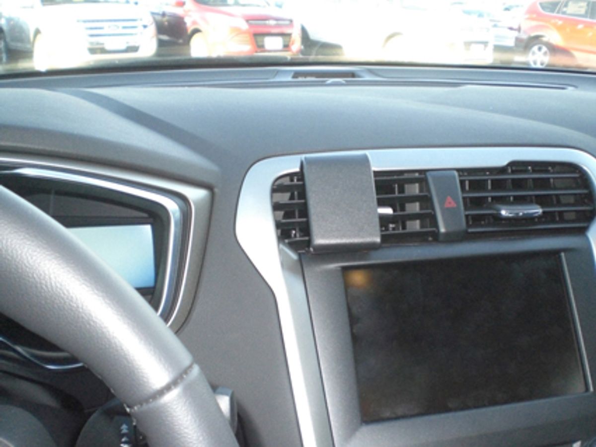 Brodit ProClip 854822 Ford Mondeo 2015-2022 Senter