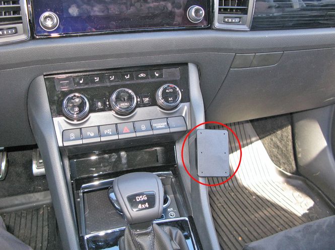 Hovedbilde Brodit ProClip 855293 Skoda Kodiaq, Karoq 2017--> Vinklet