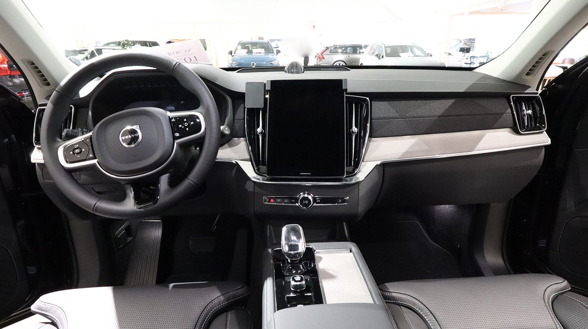 Brodit ProClip 856172 Volvo XC90 2025--> Senter