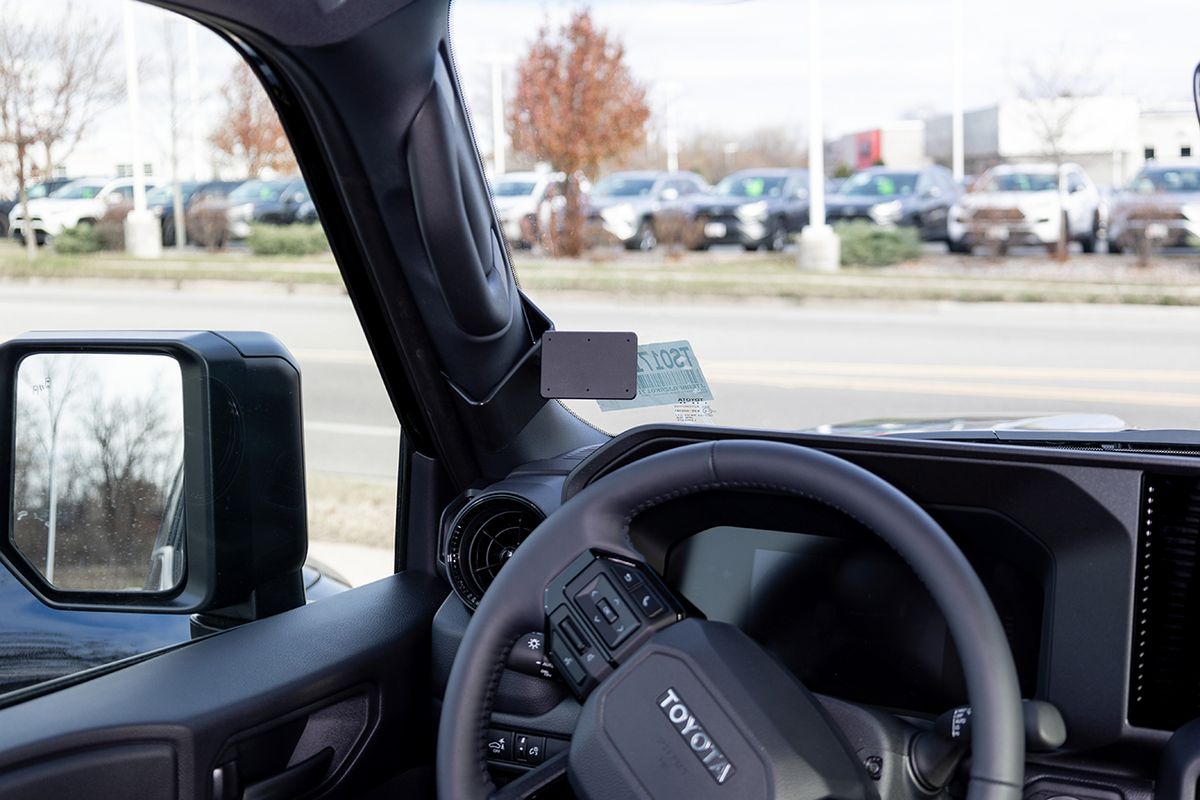 Brodit ProClip 806142 Toyota LandCruiser 250 2024--> A-stolpe