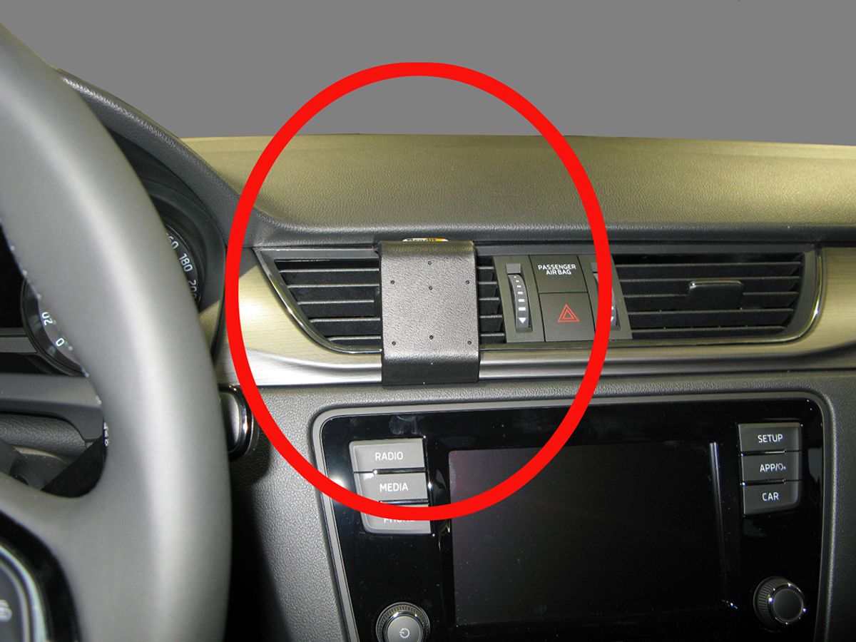 Brodit ProClip 855356 Skoda Rapid 2018-2019 Senter