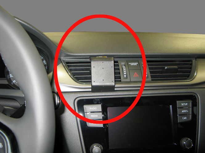 Hovedbilde Brodit ProClip 855356 Skoda Rapid 2018-2019 Senter