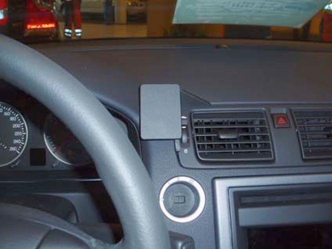 Hovedbilde Brodit ProClip 853500 Volvo C30, V50, S40, C70 Senter