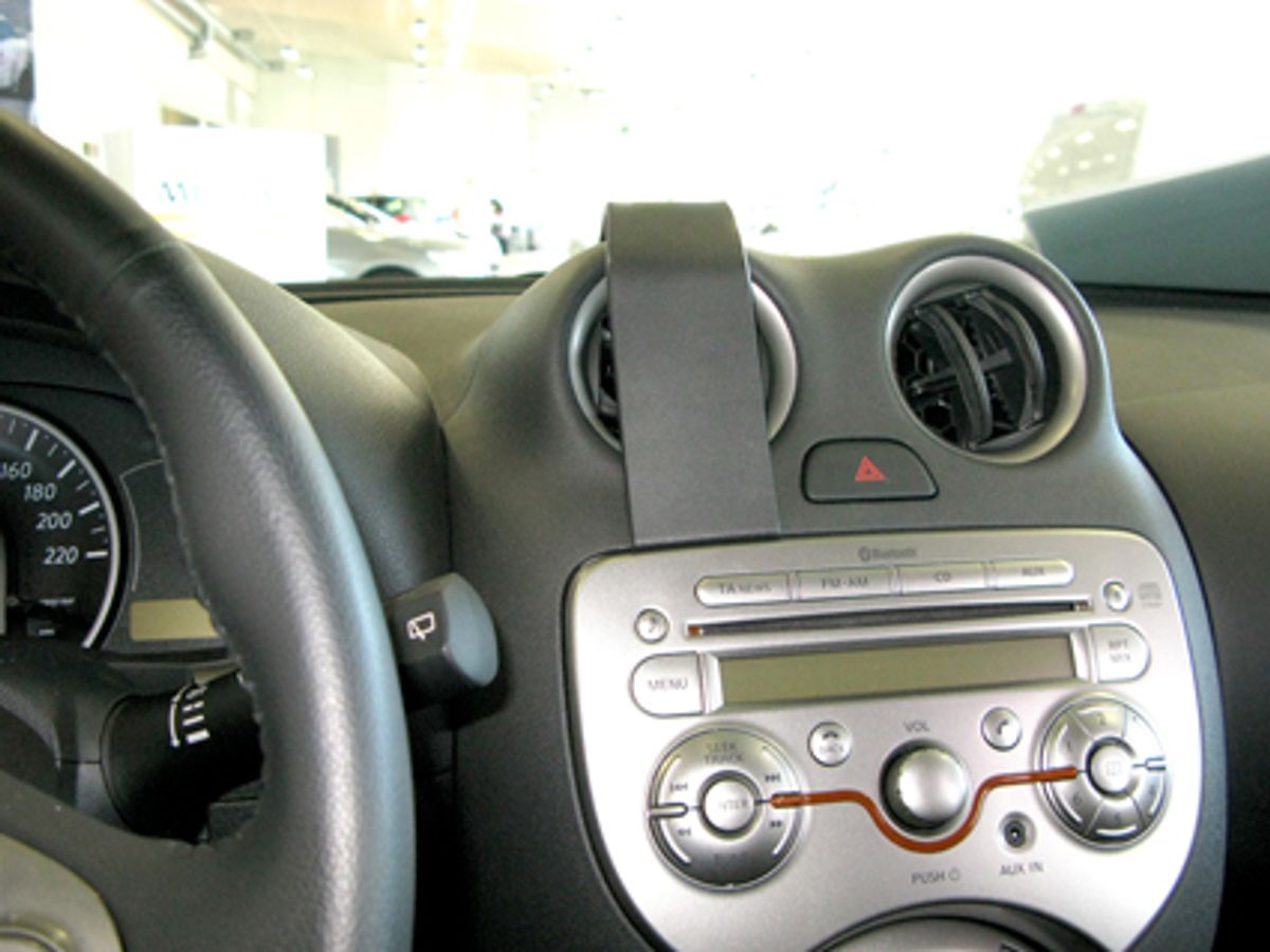 Brodit ProClip 854629 Nissan Micra 2011-2012 Senter