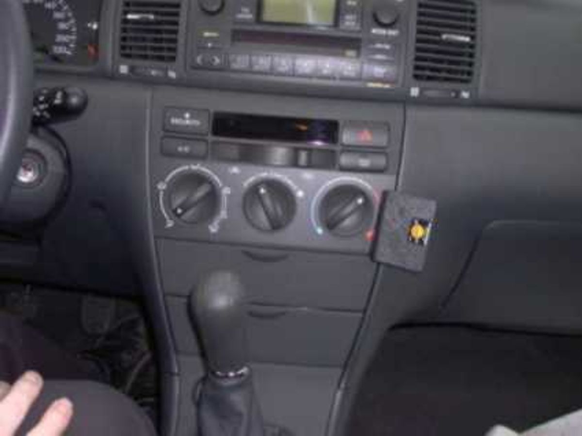 Brodit ProClip 853020 Toyota Corolla 2002-2007 Vinklet